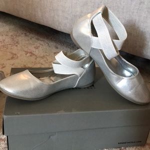 Kenneth Cole Reaction Girls size 1